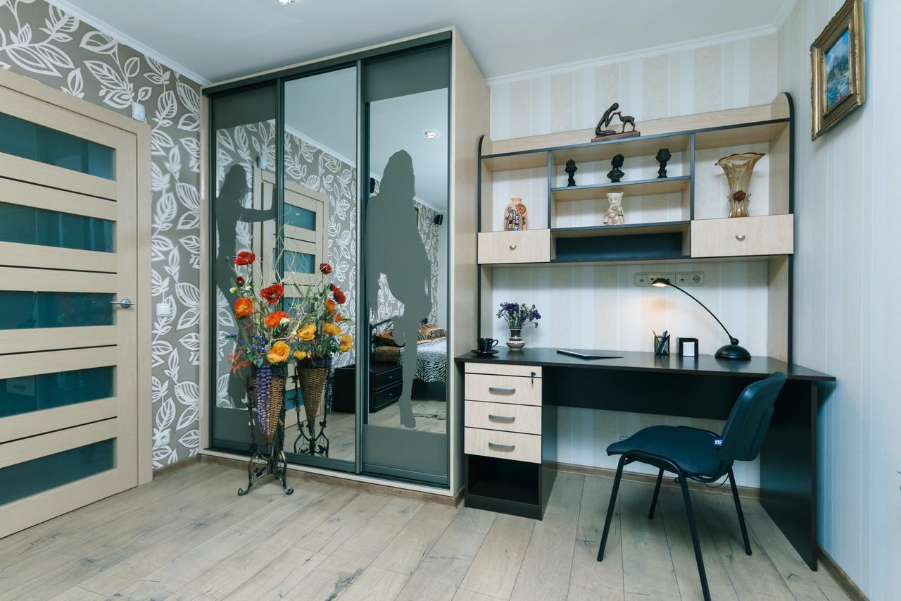 Apartment On Sevastopolska Square Київ Екстер'єр фото