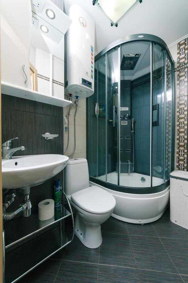 Apartment On Sevastopolska Square Київ Екстер'єр фото