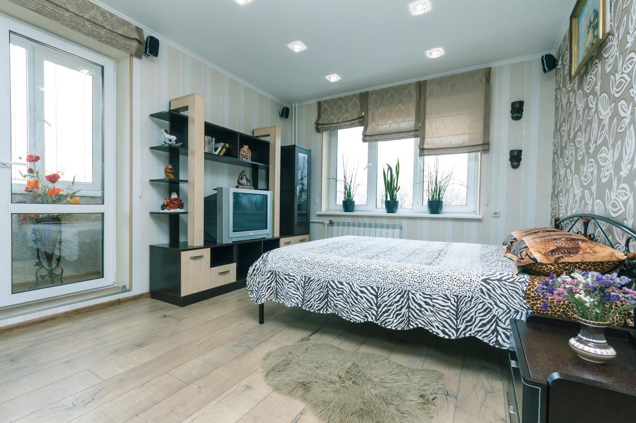 Apartment On Sevastopolska Square Київ Екстер'єр фото
