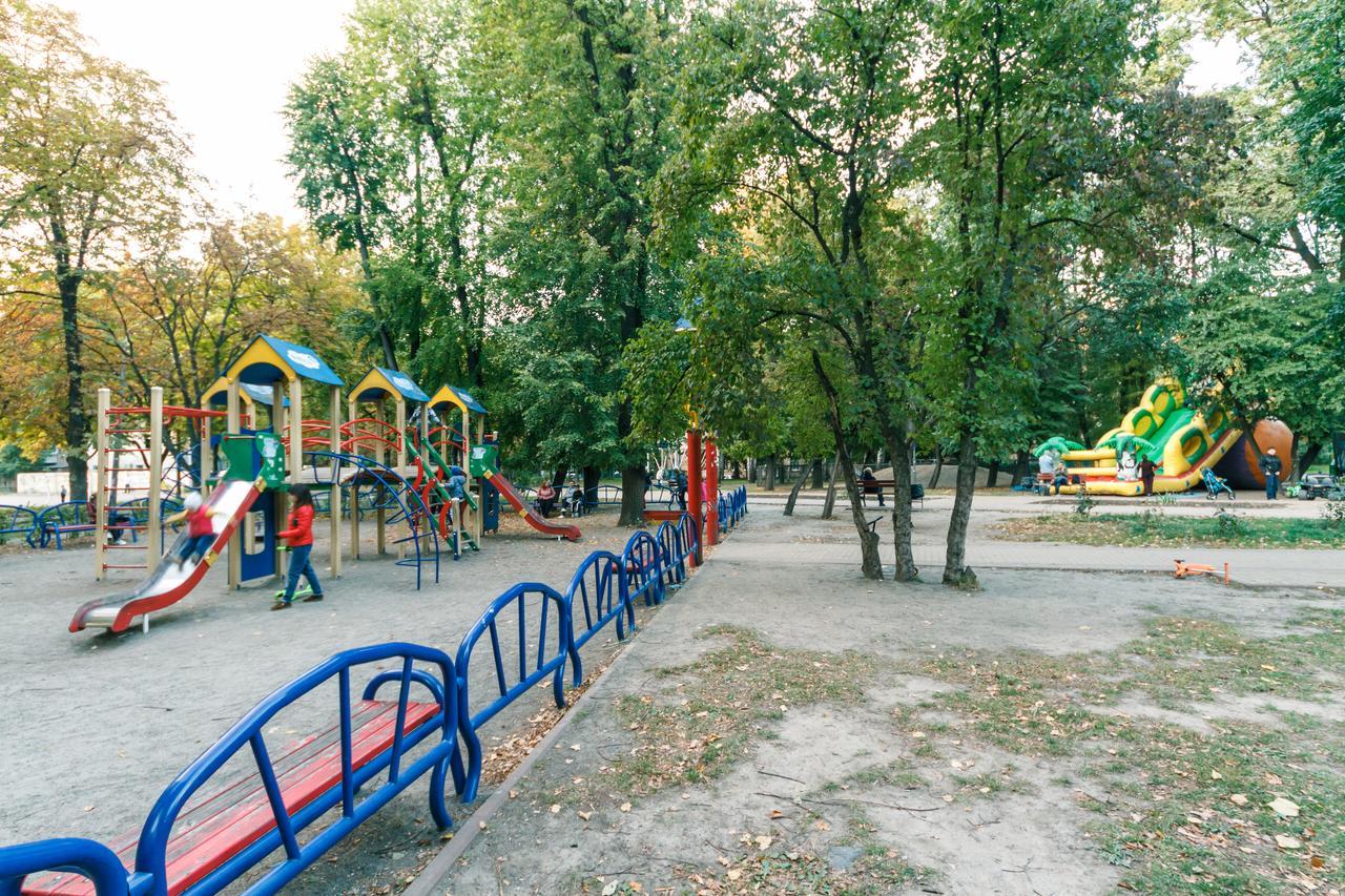 Apartment On Sevastopolska Square Київ Екстер'єр фото